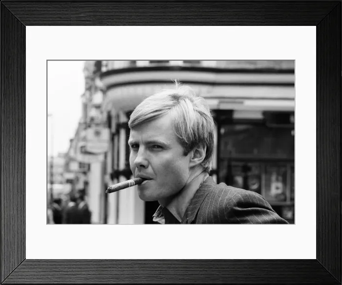Framed Print : Jon Voight, actor and star of new release, Midnight Cowboy Framed Print : Jon Voight, actor and star of new release, Midnight Cowboy