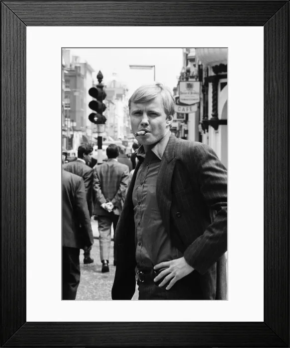 Framed Print : Jon Voight, actor and star of new release, Midnight Cowboy Framed Print : Jon Voight, actor and star of new release, Midnight Cowboy