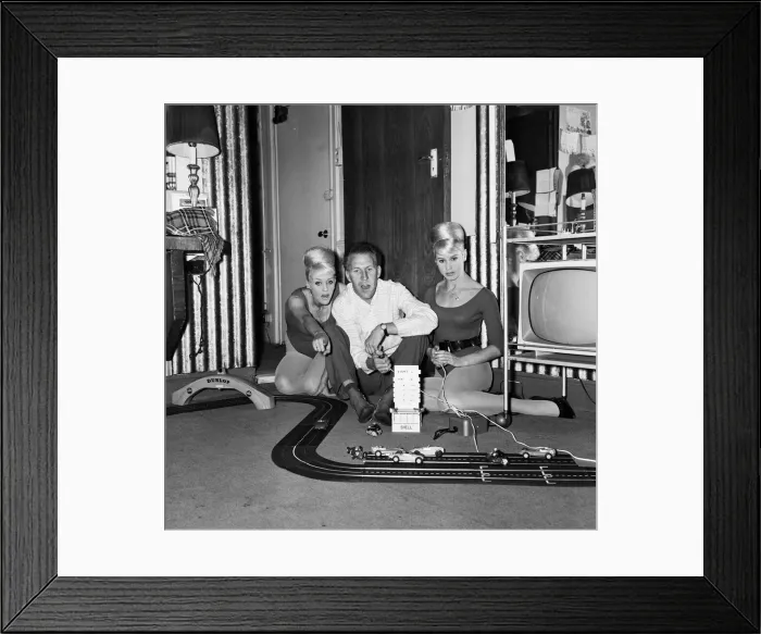 Framed Print : Bruce Forsyth, star of the London Palladium show, Every Night at the Palladium Framed Print : Bruce Forsyth, star of the London Palladium show, Every Night at the Palladium