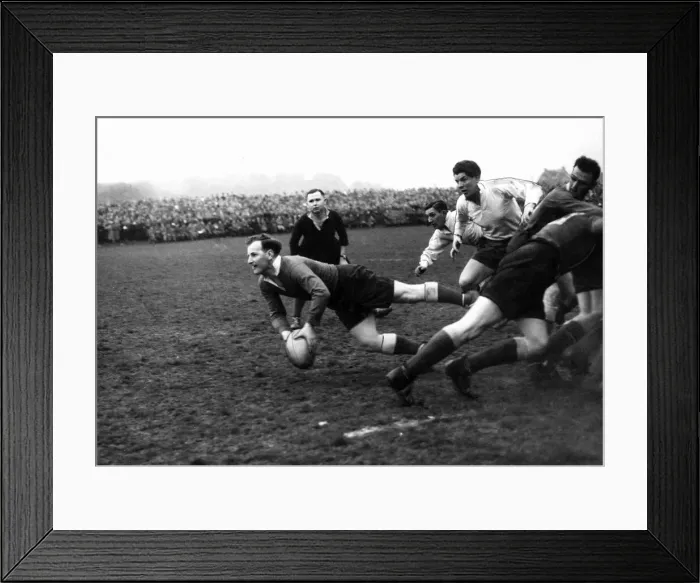 Framed Print : Handel Greville, Llanelli Rugby Union Player, match action Framed Print : Handel Greville, Llanelli Rugby Union Player, match action