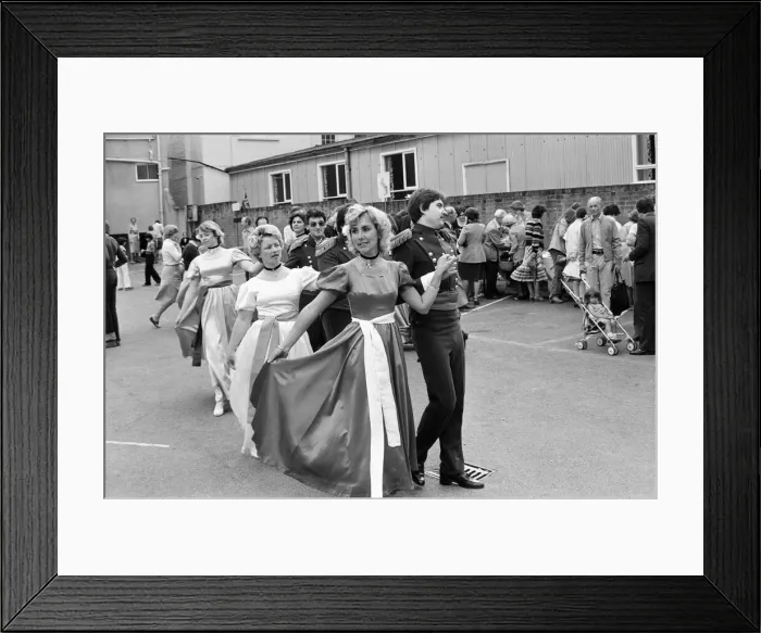 Framed Print : Polish Dancers, London Road, Reading, June 1980 Framed Print : Polish Dancers, London Road, Reading, June 1980