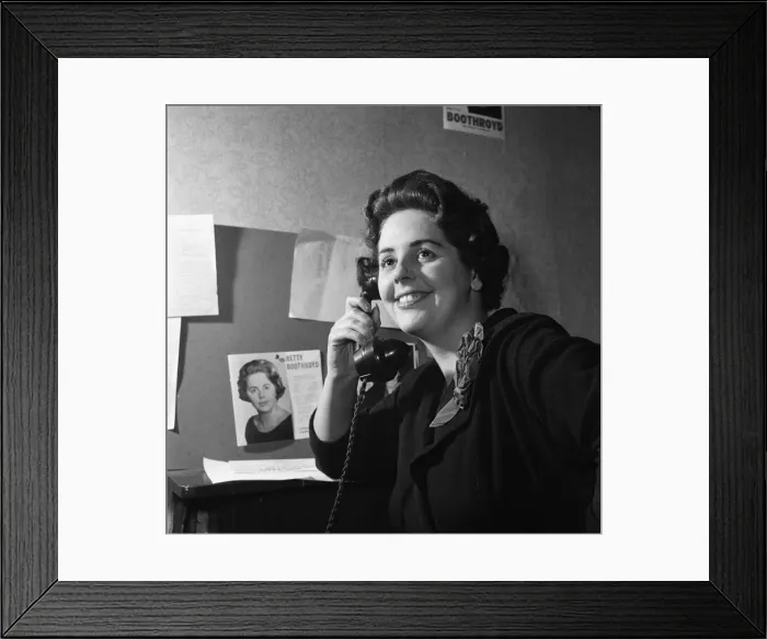 Framed Print : Betty Boothroyd canvassing. 25th November 1957 Framed Print : Betty Boothroyd canvassing. 25th November 1957