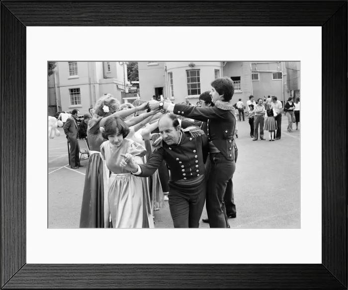 Framed Print : Polish Dancers, London Road, Reading, June 1980 Framed Print : Polish Dancers, London Road, Reading, June 1980