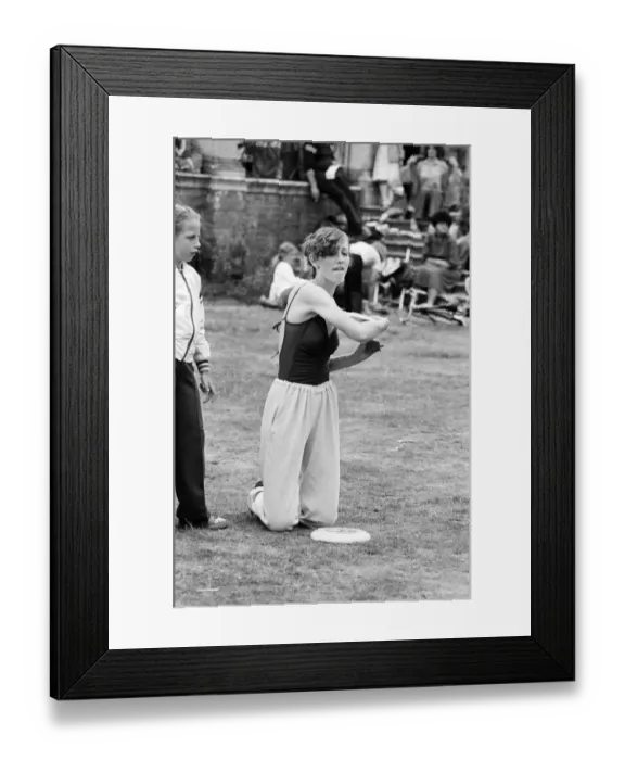 Framed Print : Bracknell Frisbee Festival, Berkshire, June 1980