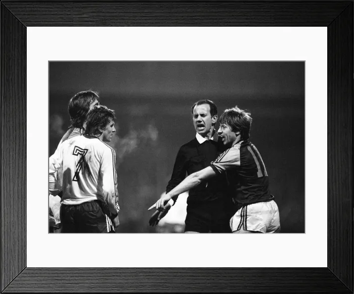 Framed Print : West Ham 1-4 Dinamo, Tbilisi, European Cup Winners Cup, Quarter final 1st Leg Framed Print : West Ham 1-4 Dinamo, Tbilisi, European Cup Winners Cup, Quarter final 1st Leg