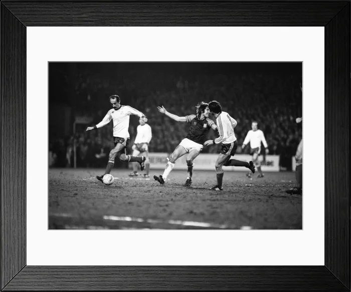 Framed Print : West Ham 1-4 Dinamo, Tbilisi, European Cup Winners Cup, Quarter final 1st Leg Framed Print : West Ham 1-4 Dinamo, Tbilisi, European Cup Winners Cup, Quarter final 1st Leg