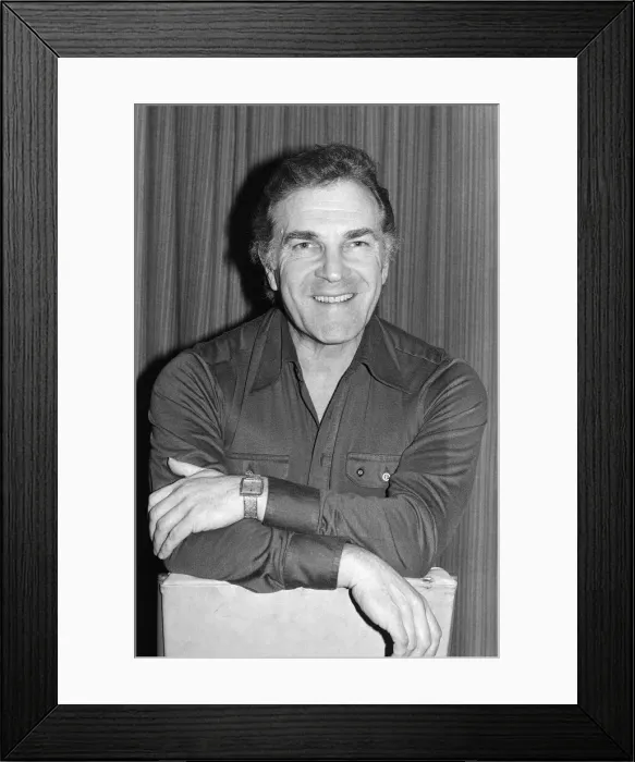 Framed Print : Ernest Maxin at rehearsals for Lennie and Jerrys BBC1 Christmas Special Framed Print : Ernest Maxin at rehearsals for Lennie and Jerrys BBC1 Christmas Special