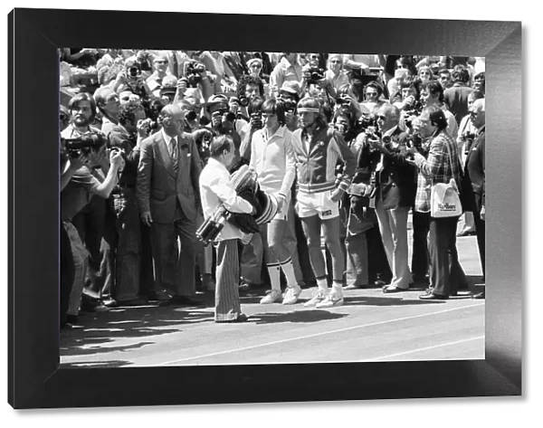 Wimbledon Tennis Championships 1977, Mens Final, Centre Court, Wimbledon