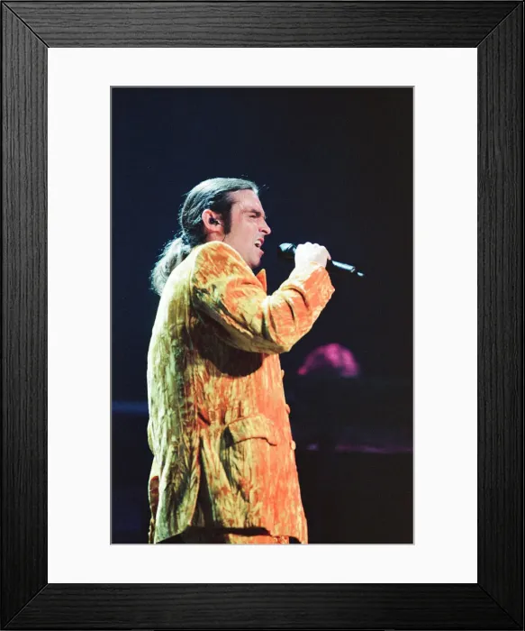 Framed Print : Wet Wet Wet, music group, in concert, NEC, Birmingham, 3rd July 1995 Framed Print : Wet Wet Wet, music group, in concert, NEC, Birmingham, 3rd July 1995