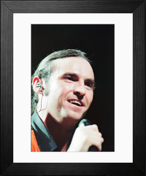 Framed Print : Wet Wet Wet, music group, in concert, NEC, Birmingham, 3rd July 1995 Framed Print : Wet Wet Wet, music group, in concert, NEC, Birmingham, 3rd July 1995