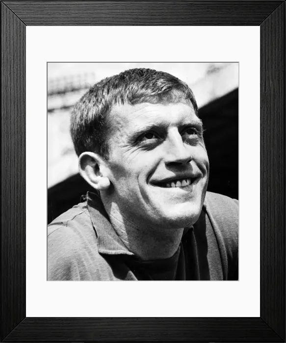Framed Print : Everton footballer Tony Kay, July 1963 Framed Print : Everton footballer Tony Kay, July 1963