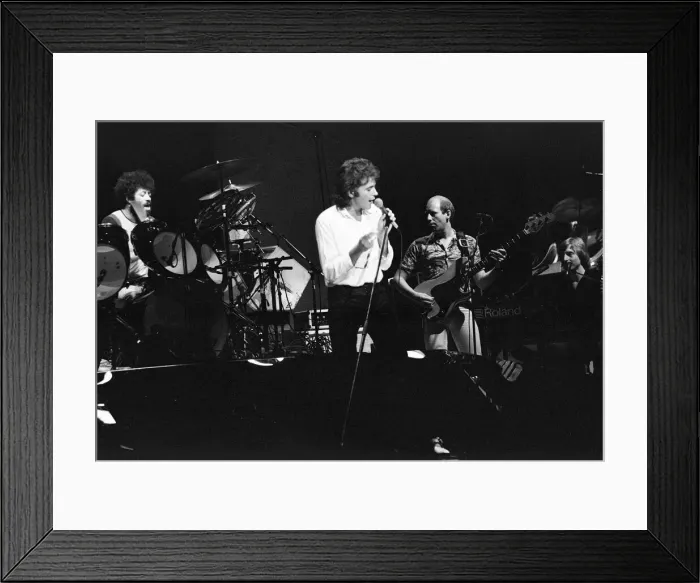 Framed Print : David Essex, in concert at The Hexagon Theatre, Reading, Berkshire, England, June 1980 Framed Print : David Essex, in concert at The Hexagon Theatre, Reading, Berkshire, England, June 1980