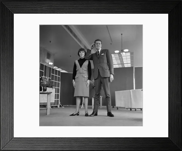 Framed Print : Designer Mary Quant with her husband Mr Alexander Plunket Greene. 29th August 1963 Framed Print : Designer Mary Quant with her husband Mr Alexander Plunket Greene. 29th August 1963