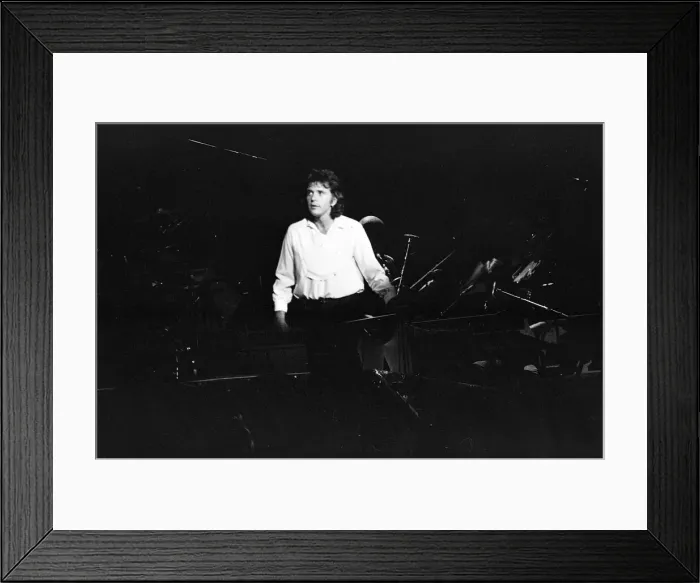 Framed Print : David Essex, in concert at The Hexagon Theatre, Reading, Berkshire, England, June 1980 Framed Print : David Essex, in concert at The Hexagon Theatre, Reading, Berkshire, England, June 1980