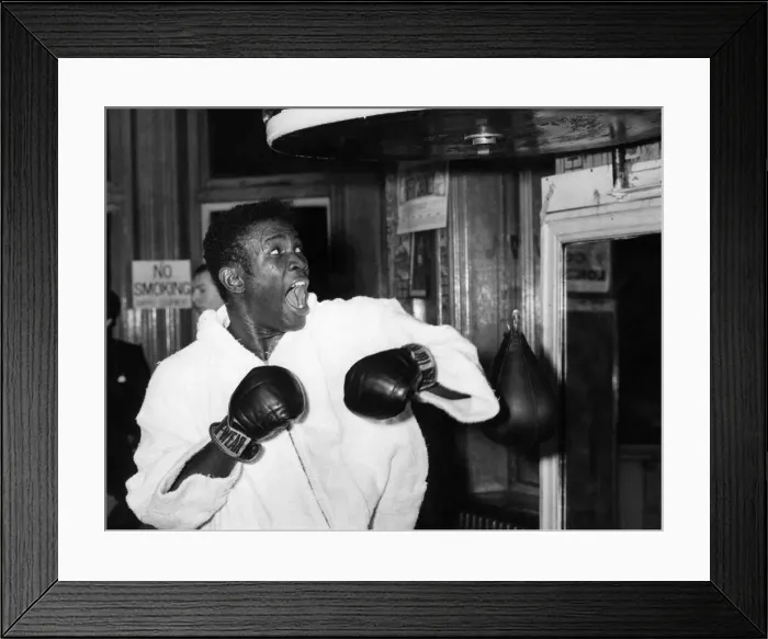 Framed Print : World Welterweight champion Emile Griffith of the USA, in training for his upcoming fight Framed Print : World Welterweight champion Emile Griffith of the USA, in training for his upcoming fight