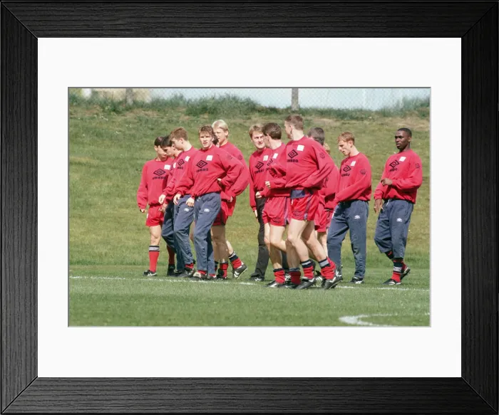 Framed Print : Manchester United in training. 12th May 1995 Framed Print : Manchester United in training. 12th May 1995