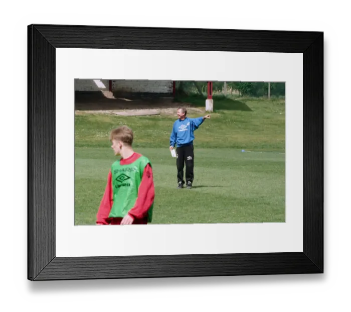 Framed Print : Manchester United in training. 12th May 1995 Framed Print : Manchester United in training. 12th May 1995