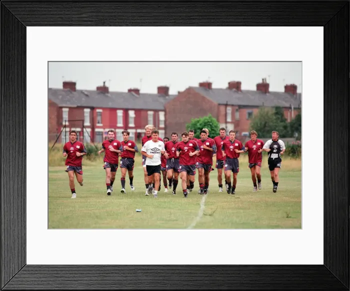 Framed Print : Manchester United in their first day of training. Left to right: Eric Cantona Framed Print : Manchester United in their first day of training. Left to right: Eric Cantona