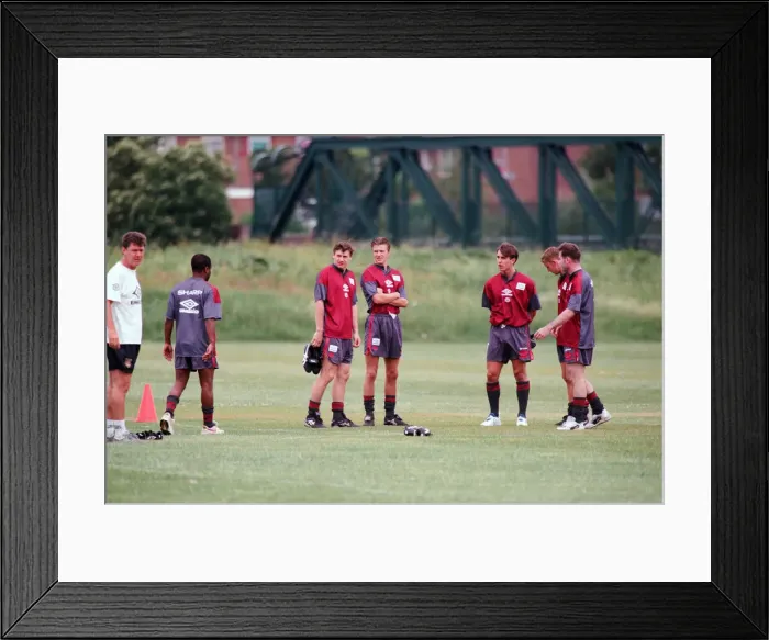 Framed Print : Manchester United in their first day of training. Assistant manager Brian Kidd