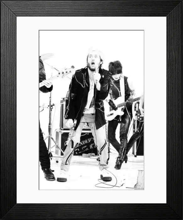 Framed Print : The Kenny Everett Video Show, New Years Eve Special, filming at Thames Television Studios Framed Print : The Kenny Everett Video Show, New Years Eve Special, filming at Thames Television Studios