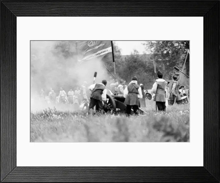 Framed Print : English Civil War, re-enactment, performed by The Sealed Knot, an educational charity Framed Print : English Civil War, re-enactment, performed by The Sealed Knot, an educational charity