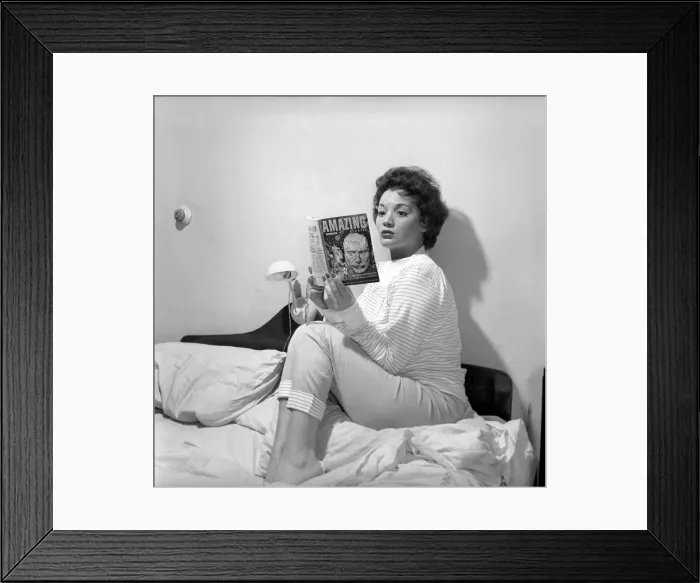 Framed Print : Lita Roza, English Singer, pictured 1957