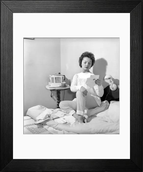 Framed Print : Lita Roza, English Singer, pictured 1957