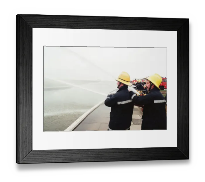 Framed Print : Coatham Boating Lake, Redcar, North Yorkshire, England, 14th February 1992 Framed Print : Coatham Boating Lake, Redcar, North Yorkshire, England, 14th February 1992