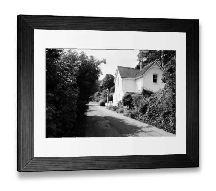 Framed Print : Caversham, Reading, Berkshire, England, June 1980