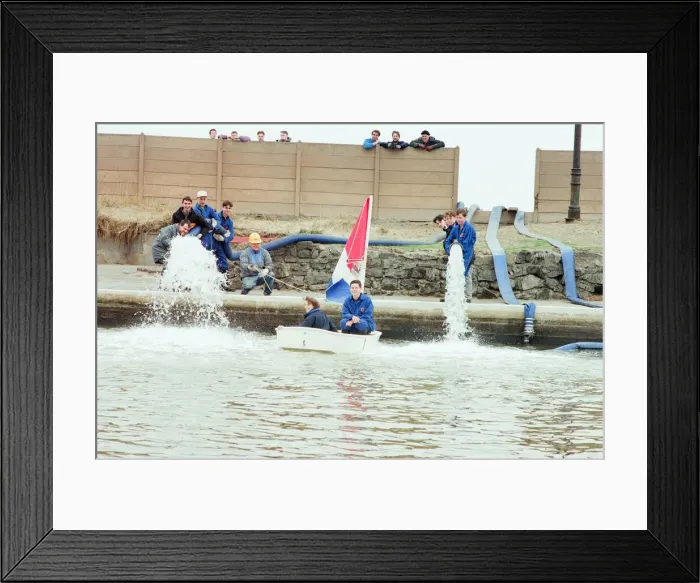 Framed Print : Coatham Boating Lake, Redcar, North Yorkshire, England, 14th February 1992 Framed Print : Coatham Boating Lake, Redcar, North Yorkshire, England, 14th February 1992