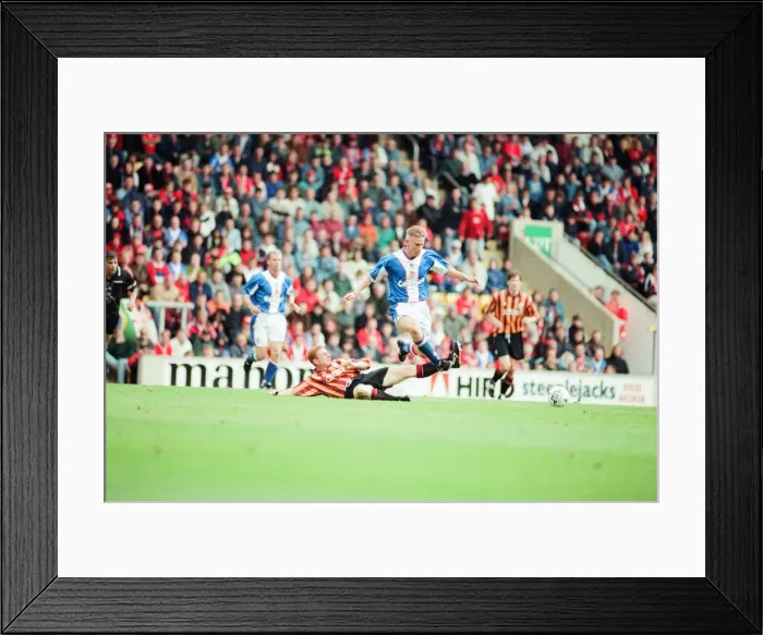 Framed Print : Bradford 2-2 Middlesbrough, League Division One match at Valley Parade Framed Print : Bradford 2-2 Middlesbrough, League Division One match at Valley Parade