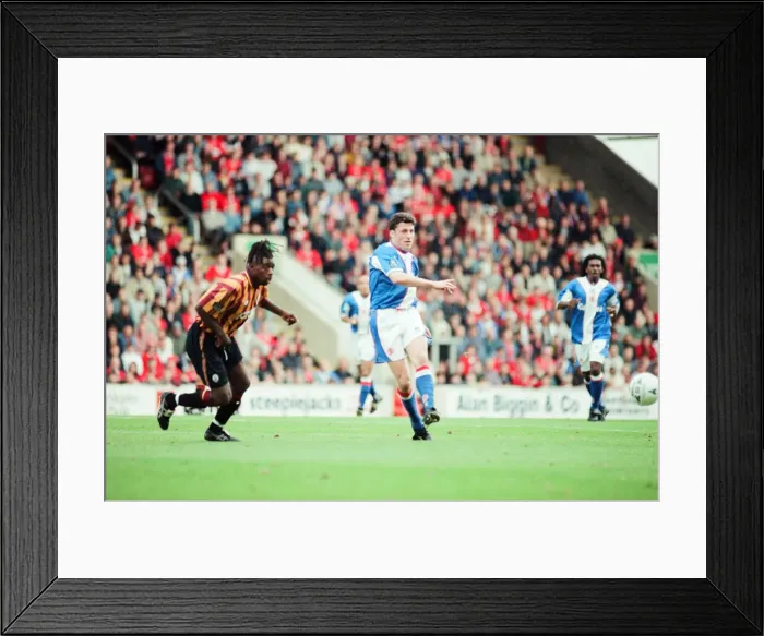 Framed Print : Bradford 2-2 Middlesbrough, League Division One match at Valley Parade Framed Print : Bradford 2-2 Middlesbrough, League Division One match at Valley Parade