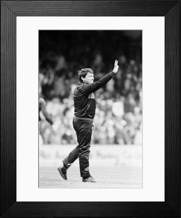 Framed Print : Tottenham 4-1 Watford, FA Cup semi final match at Villa Park, Saturday 11th April 1987 Framed Print : Tottenham 4-1 Watford, FA Cup semi final match at Villa Park, Saturday 11th April 1987