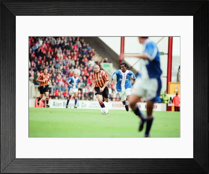 Framed Print : Bradford 2-2 Middlesbrough, League Division One match at Valley Parade Framed Print : Bradford 2-2 Middlesbrough, League Division One match at Valley Parade