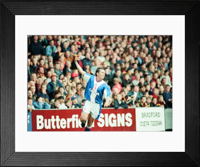 Framed Print : Bradford 2-2 Middlesbrough, League Division One match at Valley Parade Framed Print : Bradford 2-2 Middlesbrough, League Division One match at Valley Parade