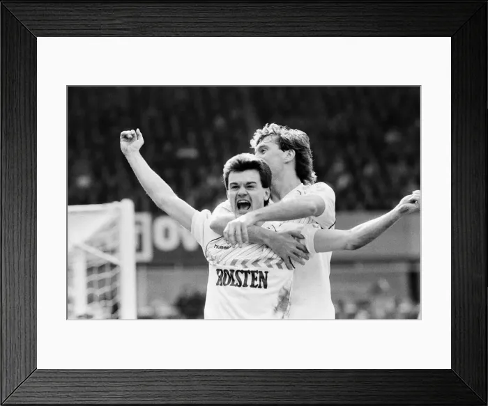Framed Print : Tottenham 4-1 Watford, FA Cup semi final match at Villa Park, Saturday 11th April 1987
