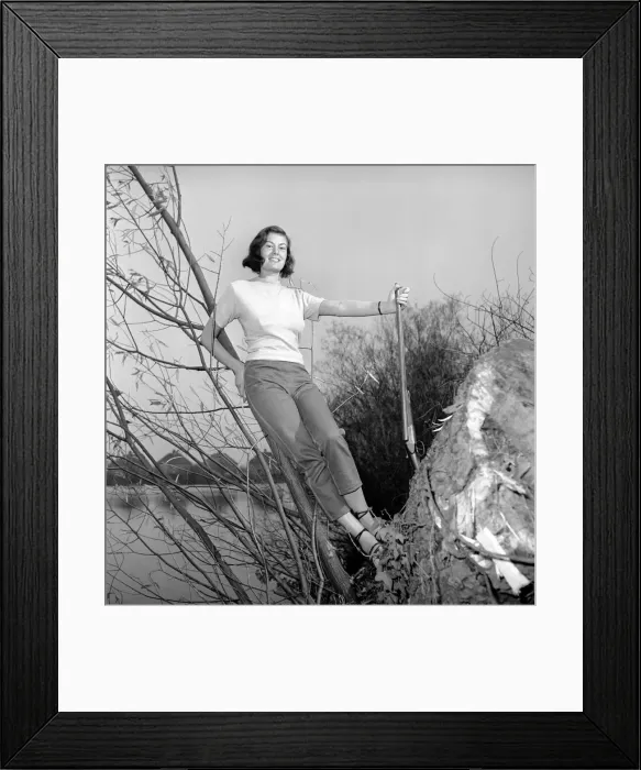 Framed Print : Gwendolen Tulley poses with her rifle as she enjoys a shooting holiday, 1956 Framed Print : Gwendolen Tulley poses with her rifle as she enjoys a shooting holiday, 1956