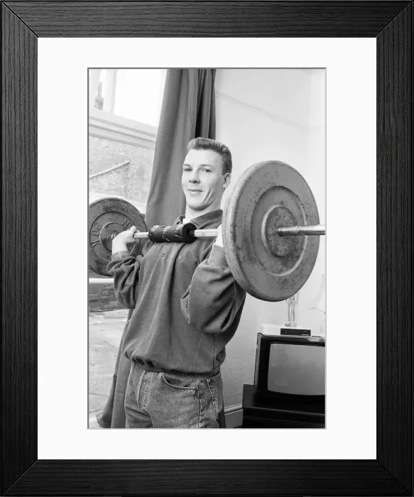 Framed Print : Sean McKee, actor who plays Jamie Henderson in Channel 4 soap Brookside, pictured at home Framed Print : Sean McKee, actor who plays Jamie Henderson in Channel 4 soap Brookside, pictured at home