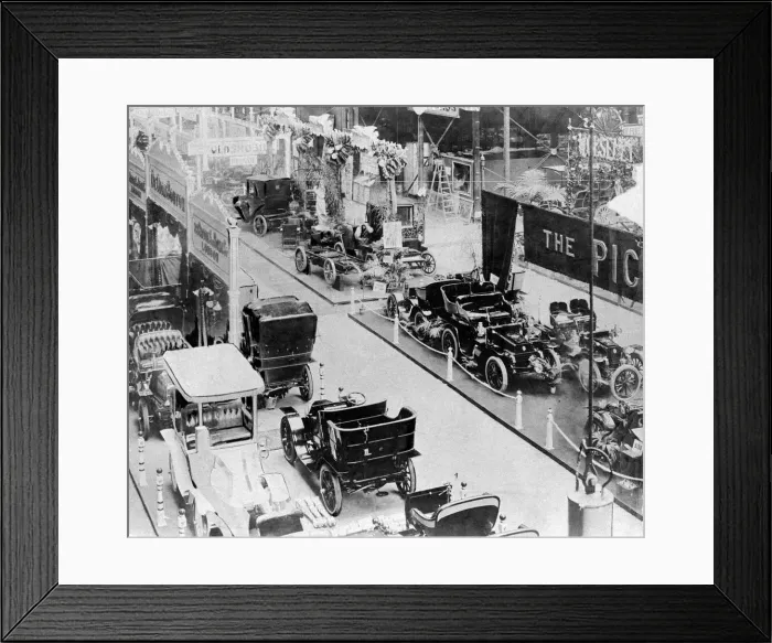 Framed Print : General view showing the first British Motor Show organised by the Society of Motor Framed Print : General view showing the first British Motor Show organised by the Society of Motor