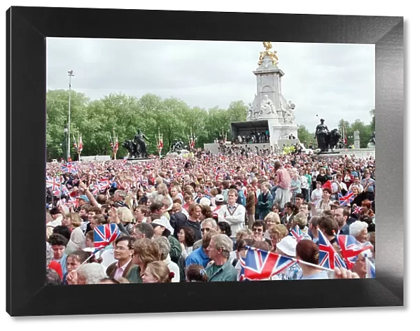 Crowds outside Buckingham Palace, to celebrate the 50th anniversary of VE Day
