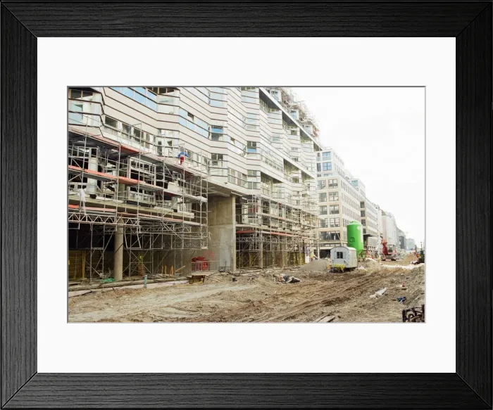 Framed Print : Construction Work, East Berlin, Germany, 7th April 1995 Framed Print : Construction Work, East Berlin, Germany, 7th April 1995
