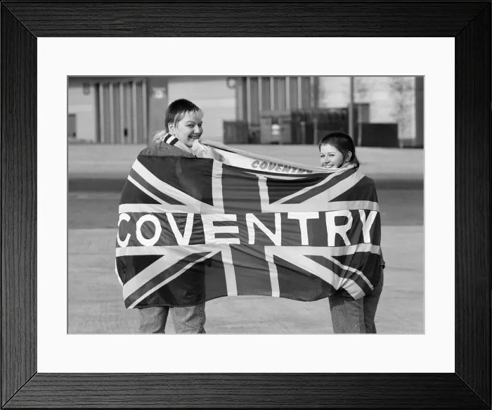 Framed Print : Everton 1-0 Coventry, Charity Shield football match at Wembley Stadium, London Framed Print : Everton 1-0 Coventry, Charity Shield football match at Wembley Stadium, London
