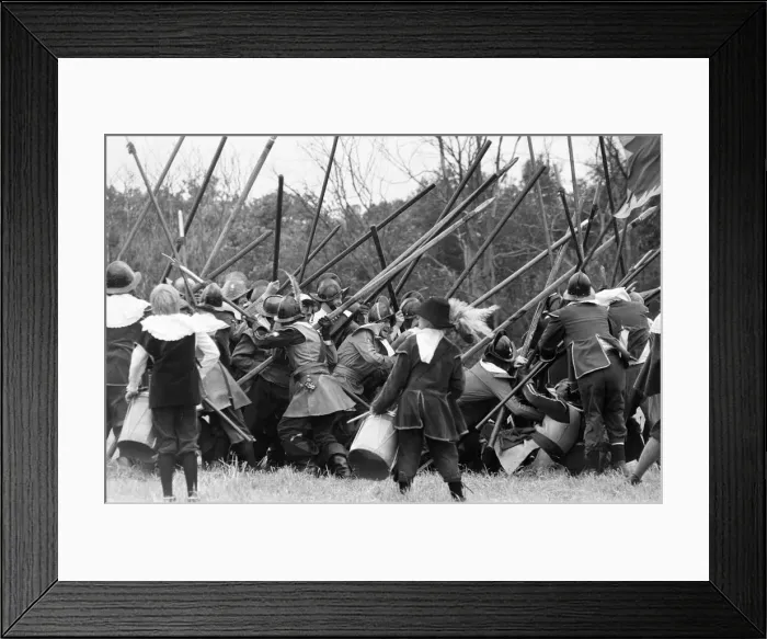Framed Print : The Siege of Reading, 1643, Tilehurst. English Civil War, re-enactment