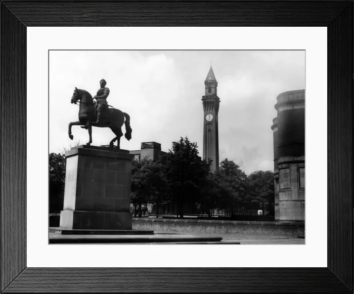 Framed Print : University of Birmingham, Circa 1950 Framed Print : University of Birmingham, Circa 1950