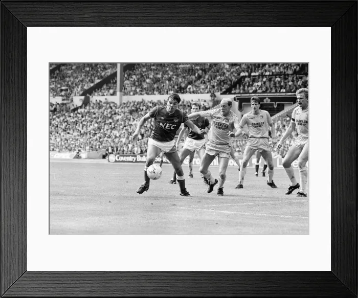 Framed Print : Everton 1-0 Coventry, Charity Shield football match at Wembley Stadium, London Framed Print : Everton 1-0 Coventry, Charity Shield football match at Wembley Stadium, London