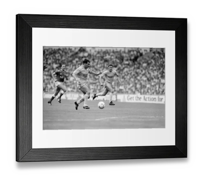Framed Print : Everton 1-0 Coventry, Charity Shield football match at Wembley Stadium, London Framed Print : Everton 1-0 Coventry, Charity Shield football match at Wembley Stadium, London