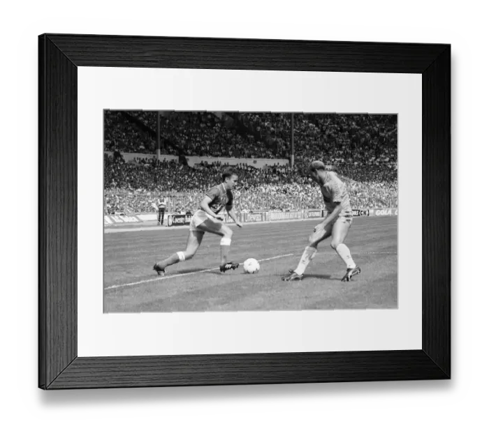 Framed Print : Everton 1-0 Coventry, Charity Shield football match at Wembley Stadium, London