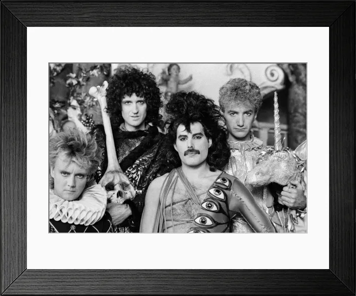 Framed Print : British Rock group Queen making a video for their latest single Framed Print : British Rock group Queen making a video for their latest single