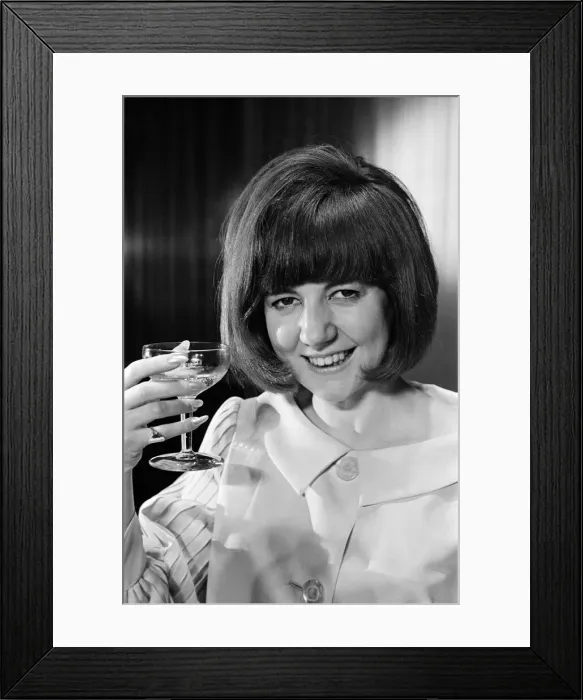 Framed Print : Cilla Black, at her 21st birthday party. 27th May 1964 Framed Print : Cilla Black, at her 21st birthday party. 27th May 1964