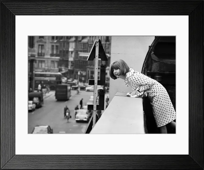 Framed Print : Cilla Black, pictured in London. 8th May 1964 Framed Print : Cilla Black, pictured in London. 8th May 1964